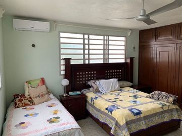 AMPLIA CASA EN VENTA EN MIGUEL ALEMAN CON PISCINA, MÉRIDA, YUCATAN