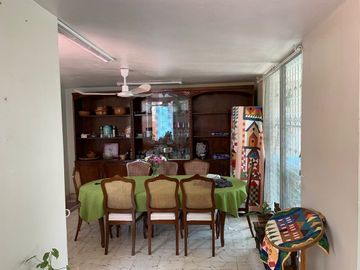 AMPLIA CASA EN VENTA EN MIGUEL ALEMAN CON PISCINA, MÉRIDA, YUCATAN