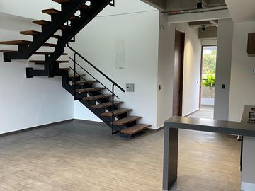 apartamento en venta en ciudad jardín. Cod V16502