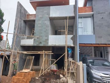 Rumah Sejuk Asri di Kawasan Bandung Utara dekat Kampus INSTITUT TEHNOLOGI BANDUNG
