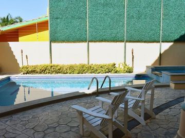 Casa de 4 recamaras, alberca y jacuzzi privado, gran terraza con palapa de doble