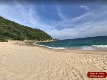 Casa de 4 recamaras, alberca y jacuzzi privado, gran terraza con palapa de doble