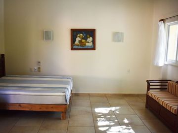 Casa de 4 recamaras, alberca y jacuzzi privado, gran terraza con palapa de doble