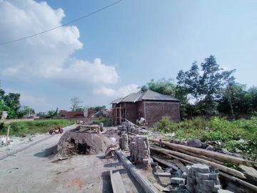 Rumah 16 Unit Dalam Cluster di Selatan Uii
