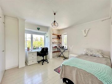 Venta Casa en 6 dormitorios, Piscina, Quincho. Talagante