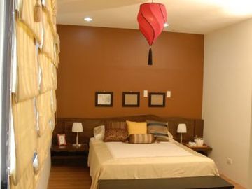 2 bedroom out of town villa with a prefect view of the golf course in Silang Cavite close to Sta. Rosa
