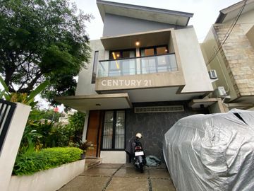 Rumah Dijual Cinere Dalam Komplek Depan Cinere Mall Dekat MRT