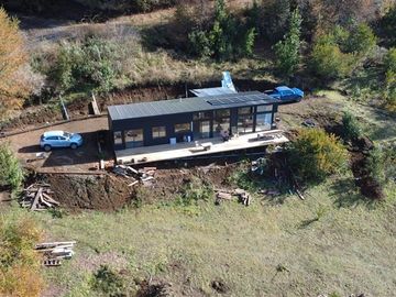 CASA CON VISTA A VOLCÁN Y VALLE EN PUCÓN- LA BARDA