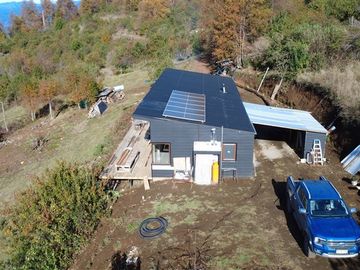 CASA CON VISTA A VOLCÁN Y VALLE EN PUCÓN- LA BARDA