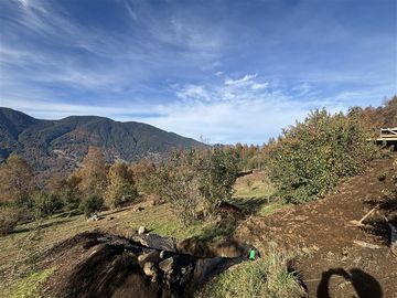 CASA CON VISTA A VOLCÁN Y VALLE EN PUCÓN- LA BARDA
