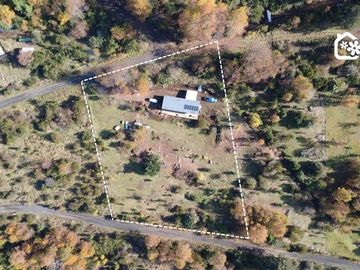CASA CON VISTA A VOLCÁN Y VALLE EN PUCÓN- LA BARDA