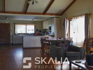 Casa en venta de 3 dormitorio 2 baños en Cabrero oportunidad
