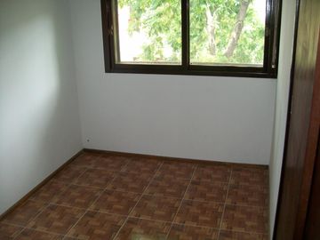 2 PH EN BLOCK AL FRTE. C/U C ENTR INDEP PB: GRAN LOFT Y 1R PISO TIPO CHALET 4 AMB