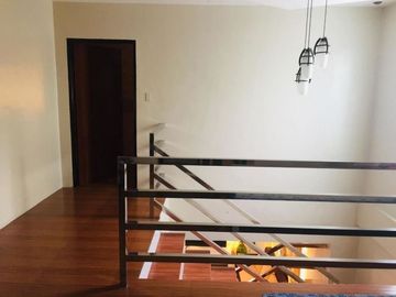 Three Bedroom House for Sale in Malabanias Angeles City Near SM Clark