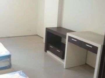 Apartment HIGH POINT Dkt kampus Petra Siwalankerto Kutisari