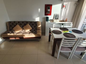 Venta - Departamento dos ambientes con balcón en ochava -  Bolívar 2795 - Zona Centro