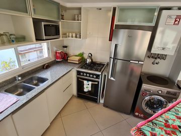 Venta - Departamento dos ambientes con balcón en ochava -  Bolívar 2795 - Zona Centro