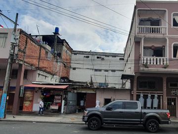VENTA DE 2 EDIFICIOS COMERCIALES Y 2 CASAS RENTERAS EN CENTRO/SUR. EXCELENTE RENTABILIDAD (LC)