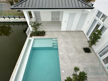 VENTA DE CASA DE ESTRENO URB. AIRES DEL BATAN,  VISTA AL LAGO