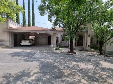 Venta Casa en Los Colorines San Pedro Garza García
