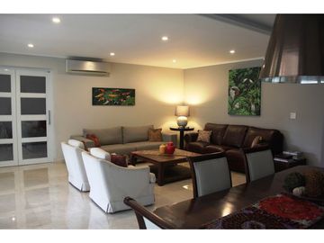 VENTA HERMOSA CASA COSTA DEL ESTE