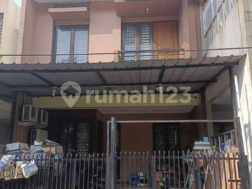 Dijual Rumah 2 Lantai Semi Furnished Regency Melati Mas Serpong