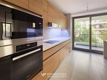 Depto en venta de 3 dorm +salita + jardines+ zócalo
