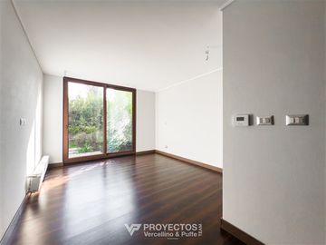 Depto en venta de 3 dorm +salita + jardines+ zócalo