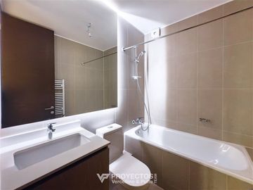 Depto en venta de 3 dorm +salita + jardines+ zócalo