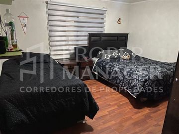 Sitio 3D-4B con Piscina en Parcela de 1.800 m Las Encinas