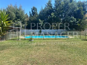 Sitio 3D-4B con Piscina en Parcela de 1.800 m Las Encinas