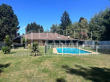 Sitio 3D-4B con Piscina en Parcela de 1.800 m Las Encinas