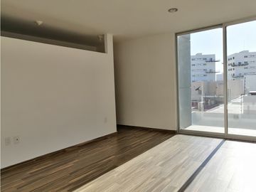 CASA EN VENTA CON ROOF GARDEN EN EL REFUGIO EL MARQUES QUERETARO GAA