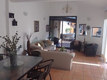 Casa en venta en Las Fincas, Jiutepec  Casas y bienes raíces en venta al sureste de Cuernavaca, Morelos