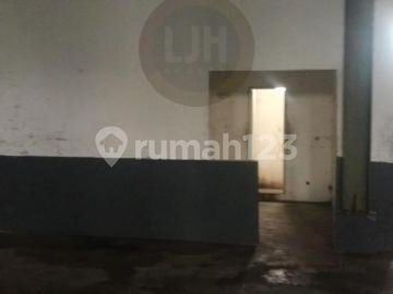 Gudang Siap Pakai di Ciangsana, Gn Putri, Bogor.