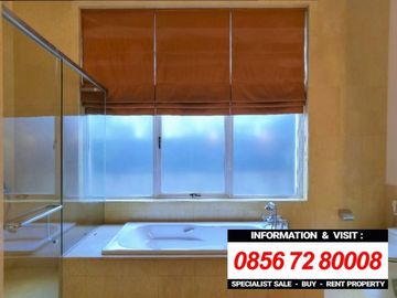 DIJUAL THE PAKUBUWONO RESIDENCES type TOWNHOUSE dgn PRIVATE POOL