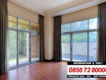DIJUAL THE PAKUBUWONO RESIDENCES type TOWNHOUSE dgn PRIVATE POOL