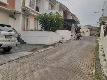Rumah Mewah Elite Exclusive Bonus Balkon di SARIWANGI dekat CIHANJUANG CIMAHI