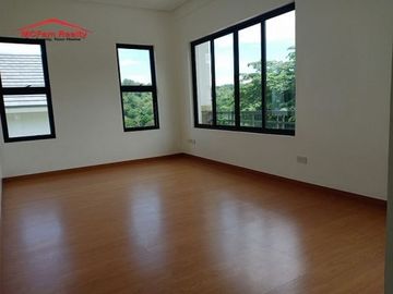 3 Bedrooms House & Lot for Sale in The Glades Vivaldi House Model Timberland Heights San Mateo Rizal