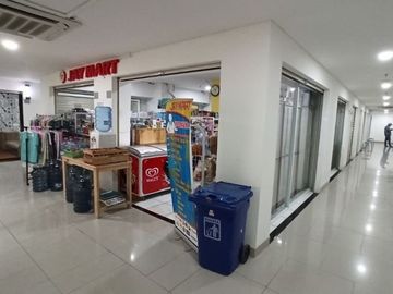 Di jual kios apartemen tower mahakam terletak di kawasan