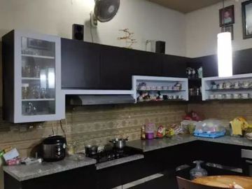 Rumah Hook Minimalis di Perumahan Bumi Wana Lestari