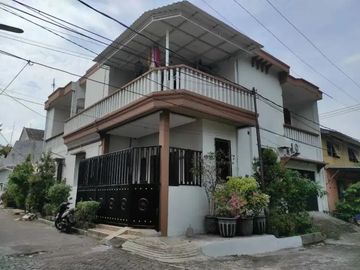 Rumah Hook Minimalis di Perumahan Bumi Wana Lestari