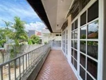 Rumah besar Luas Lebak bulus Jakarta Selatan