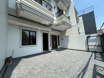 Dijual Rumah Cantik Mewah Di Duren Sawit Jakarta Timur