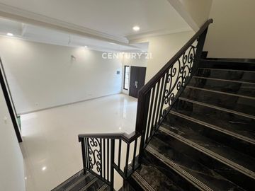 Dijual Rumah Cantik Mewah Di Duren Sawit Jakarta Timur