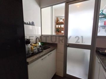 VENTA DE DEPARTAMENTO EN LINCE