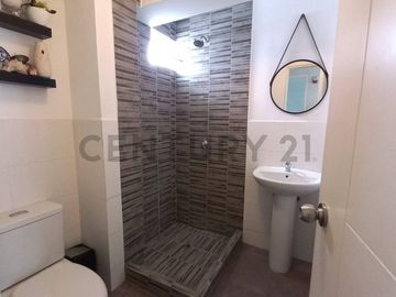 VENTA DE DEPARTAMENTO EN LINCE