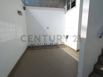 VENTA DE DEPARTAMENTO EN LINCE