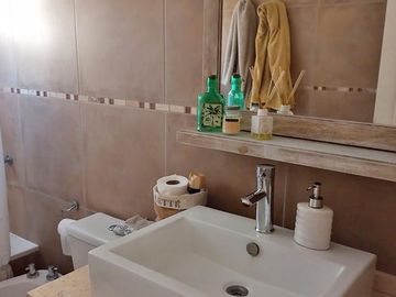 VENTA CASA 4 AMBIENTES EN DIQUE LUJÁN