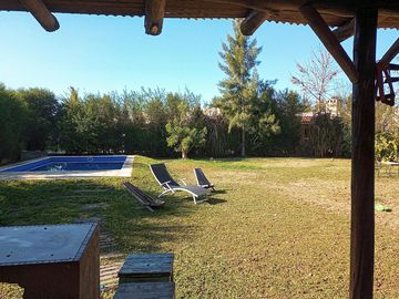 VENTA CASA 4 AMBIENTES EN DIQUE LUJÁN